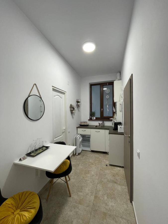 Gizell Apartment 2 Σίμπιου Εξωτερικό φωτογραφία